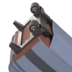 LÄSSIG Adventure - 2-Rollen-Kindertrolley 46 Cm -Taschen Discounter L SSIG Adventure 2 Rollen Kindertrolley 46 cm Tractor 1204005496 7