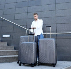 Somko Wave - 4-Rollen-Trolley Set 3tlg. -Taschen Discounter Somko Wave 4 Rollen Trolley Set 3tlg anthrazit 200340 04 10